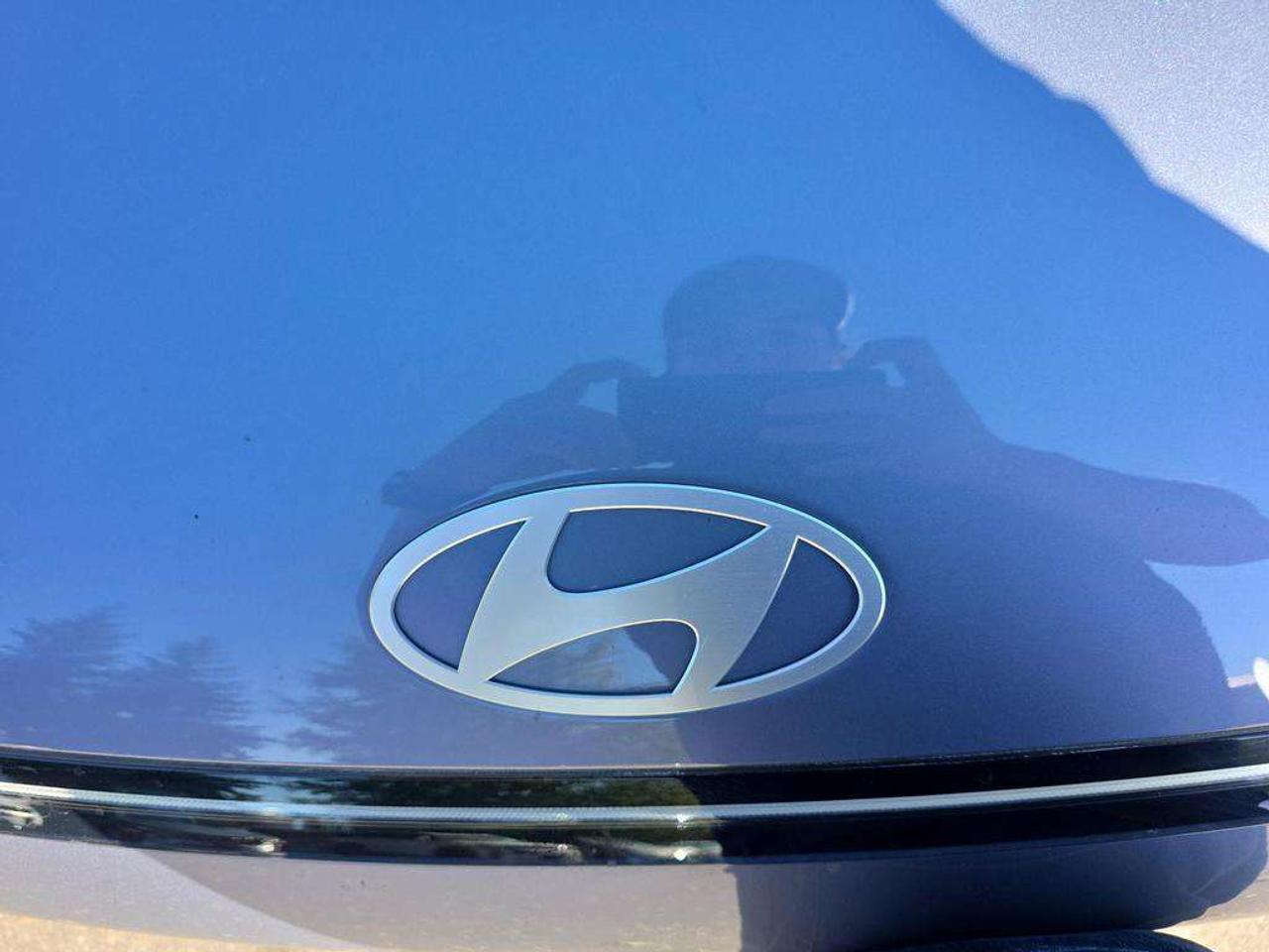 2025 Hyundai KONA Preferred Trend   NO ACCIDENTS LTHR S.ROOF 8.1L/100KM Photo