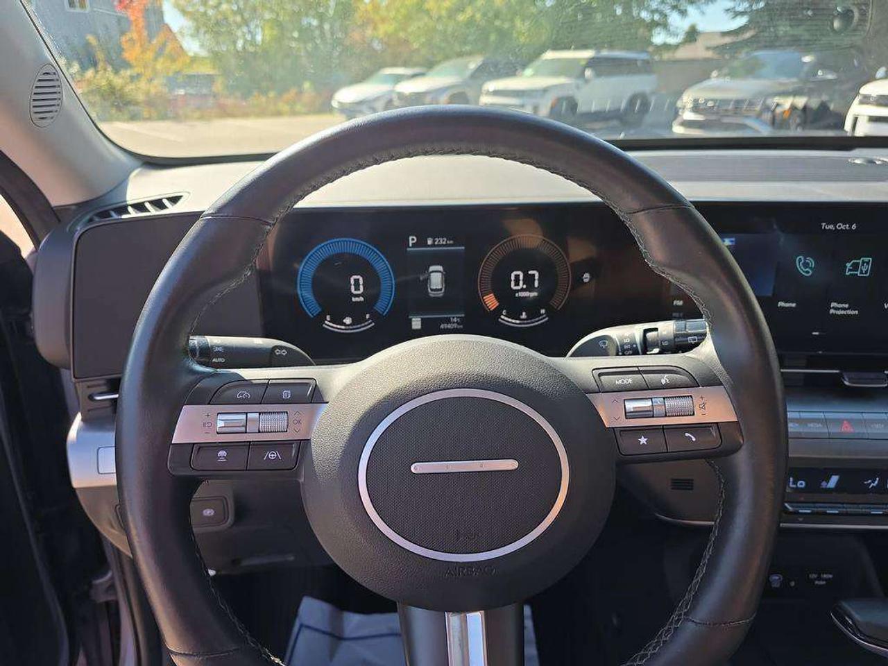 2025 Hyundai KONA Preferred Trend   NO ACCIDENTS LTHR S.ROOF 8.1L/100KM Photo