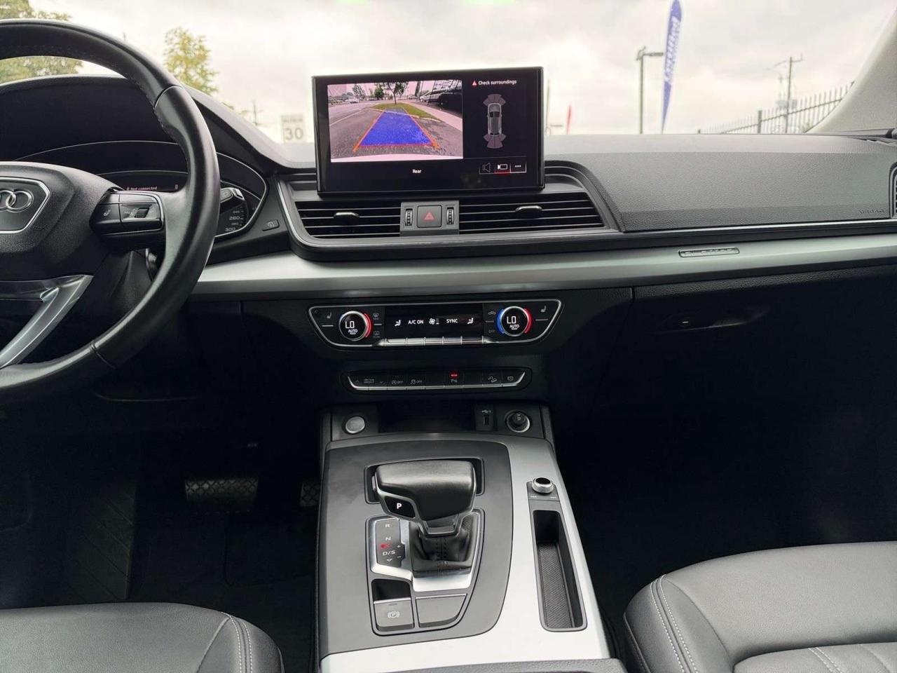 2021 Audi Q5 AWD / NO ACCIDENTS / DRIVER ASSIST / CARPLAY / CAMERA / LED LIGHTS Photo