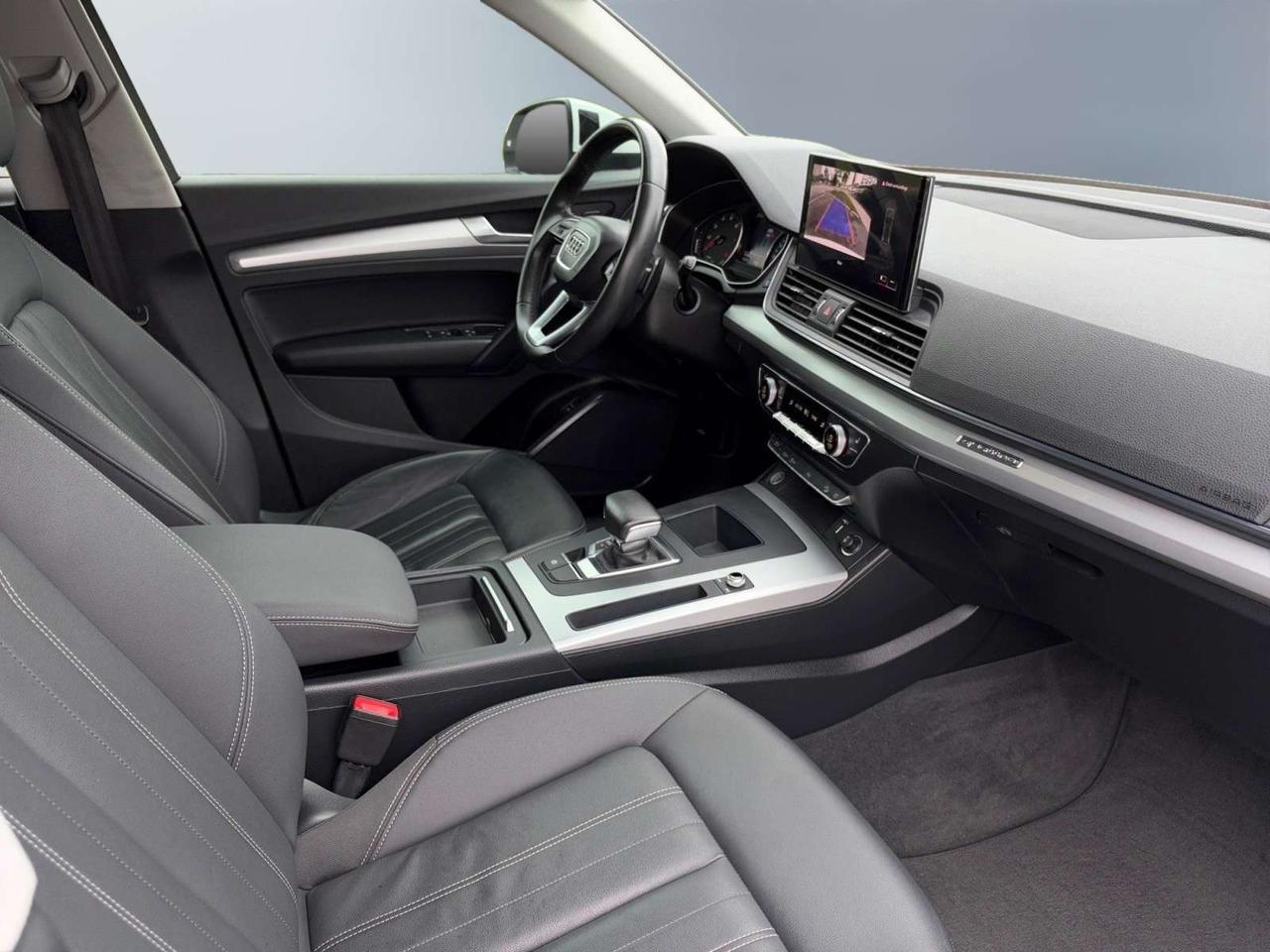 2021 Audi Q5 AWD / NO ACCIDENTS / DRIVER ASSIST / CARPLAY / CAMERA / LED LIGHTS Photo
