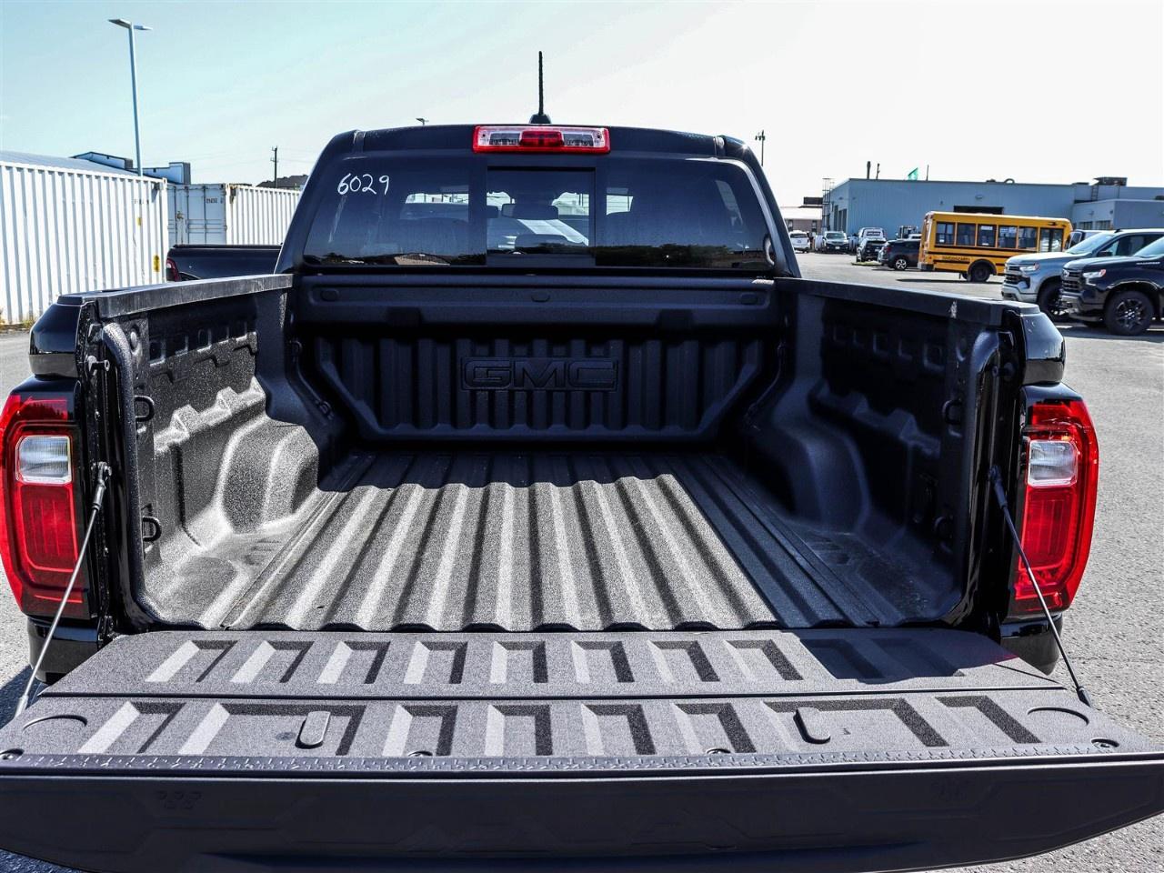 2026 GMC Canyon Crew Cab Short Box 4-Wheel Drive AT4 Photo