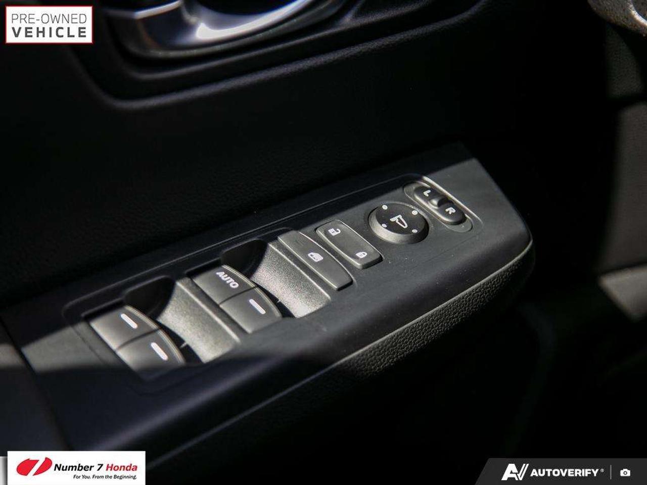2025 Honda CR-V LX *EXTENDED POWERTRAIN WARRANTY*ONE OWNER Photo