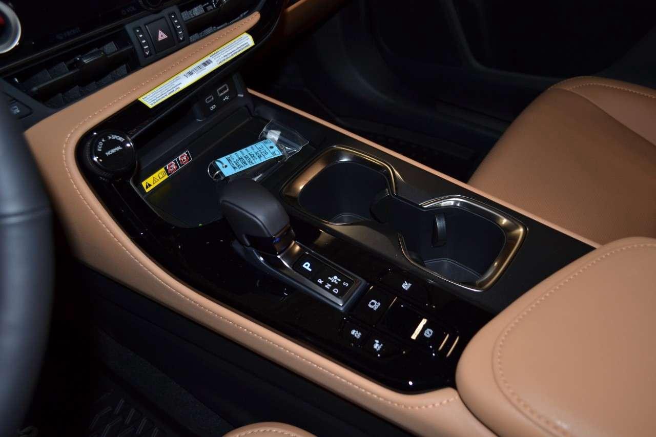 2026 Lexus NX NX 350h AWD Photo