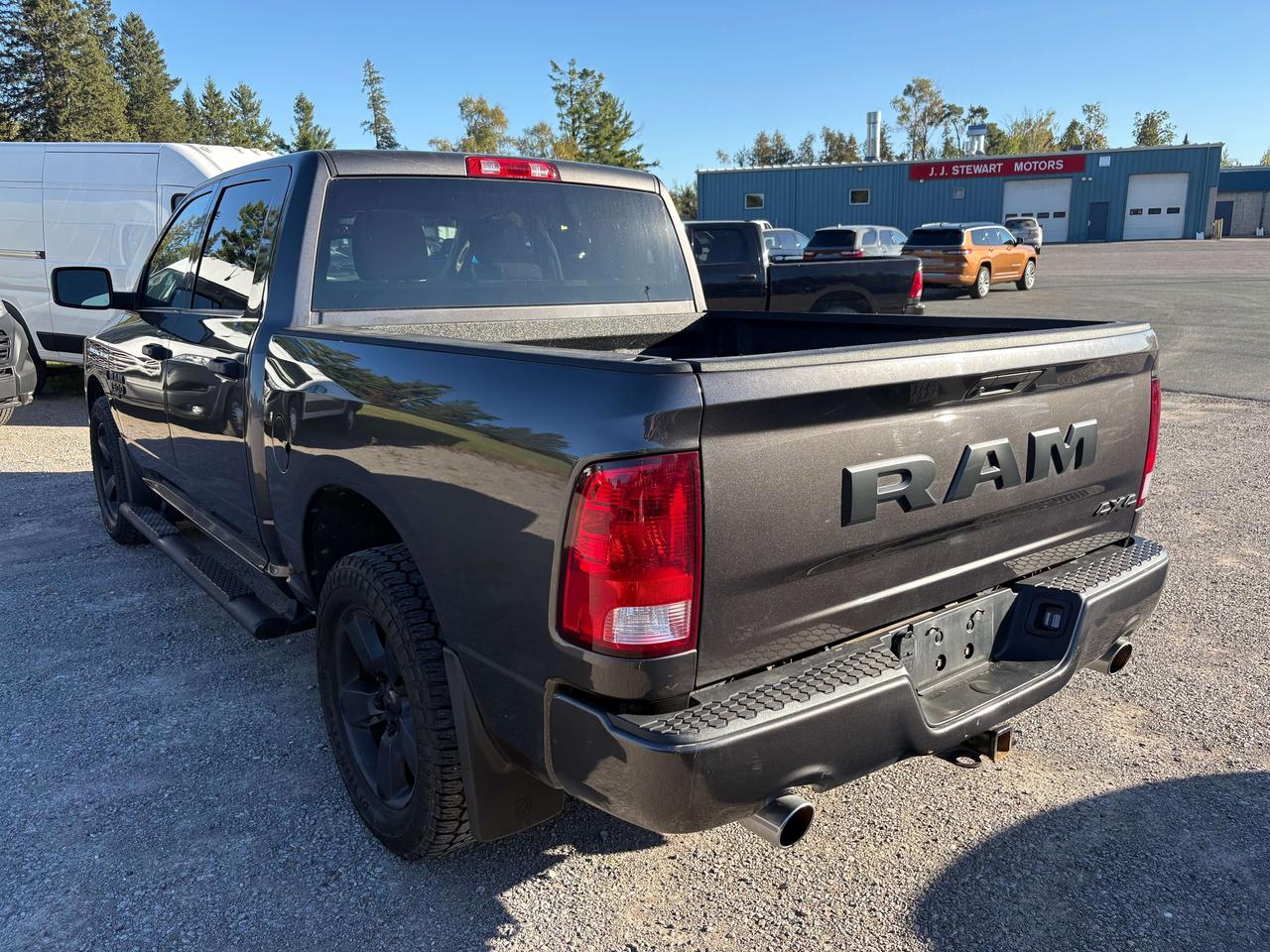 2021 RAM 1500 Express - htd seat/wheel - tow pkg Photo