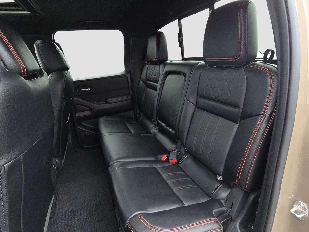 2024 Nissan Frontier Pro-4X Photo