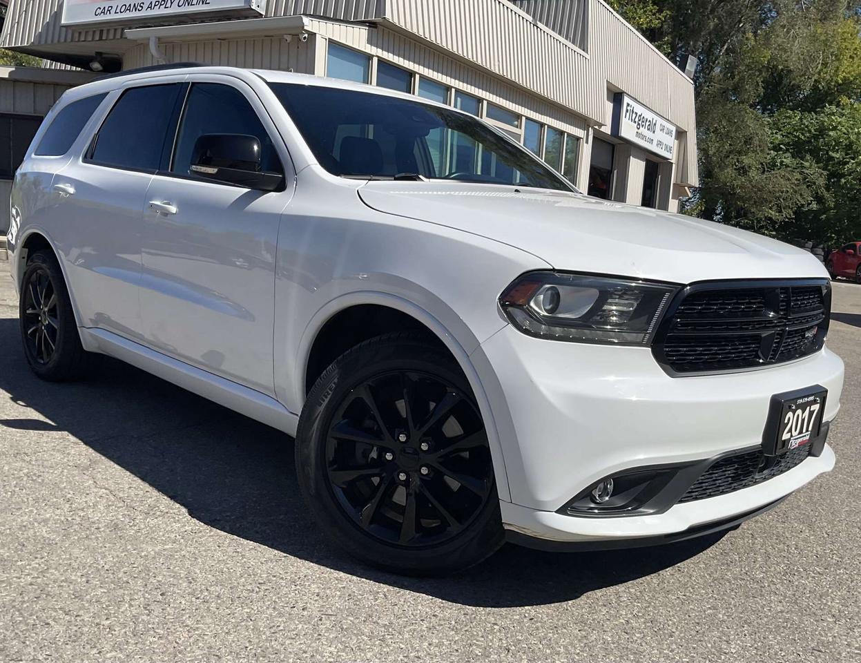 2017 Dodge Durango R/T AWD - LEATHER! NAV! BACK-UP CAM! BSM! 7 PASS! Photo0