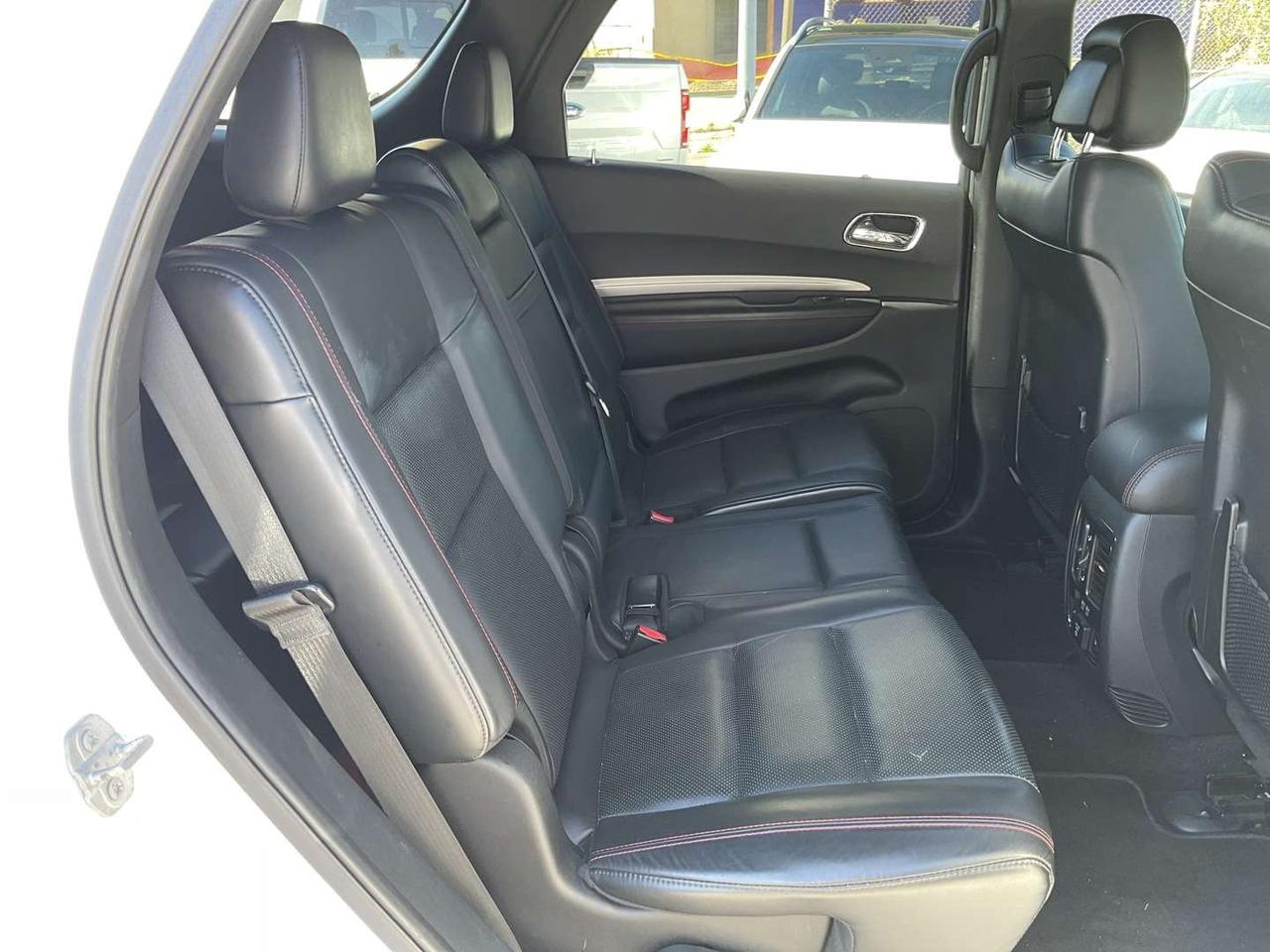 2017 Dodge Durango R/T AWD - LEATHER! NAV! BACK-UP CAM! BSM! 7 PASS! Photo