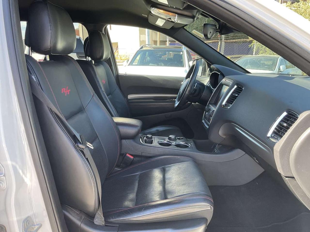 2017 Dodge Durango R/T AWD - LEATHER! NAV! BACK-UP CAM! BSM! 7 PASS! Photo