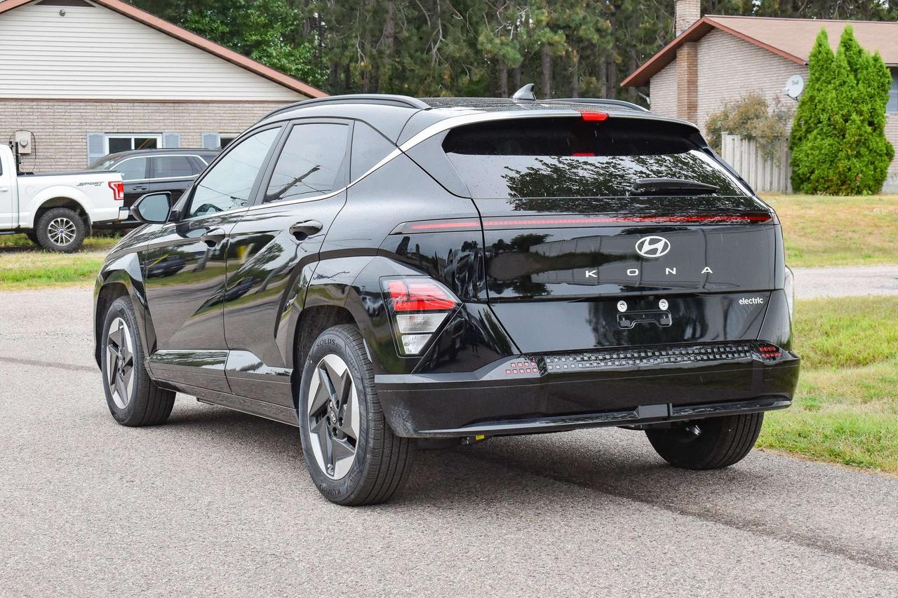 2025 Hyundai KONA Preferred w/Trend Package Photo
