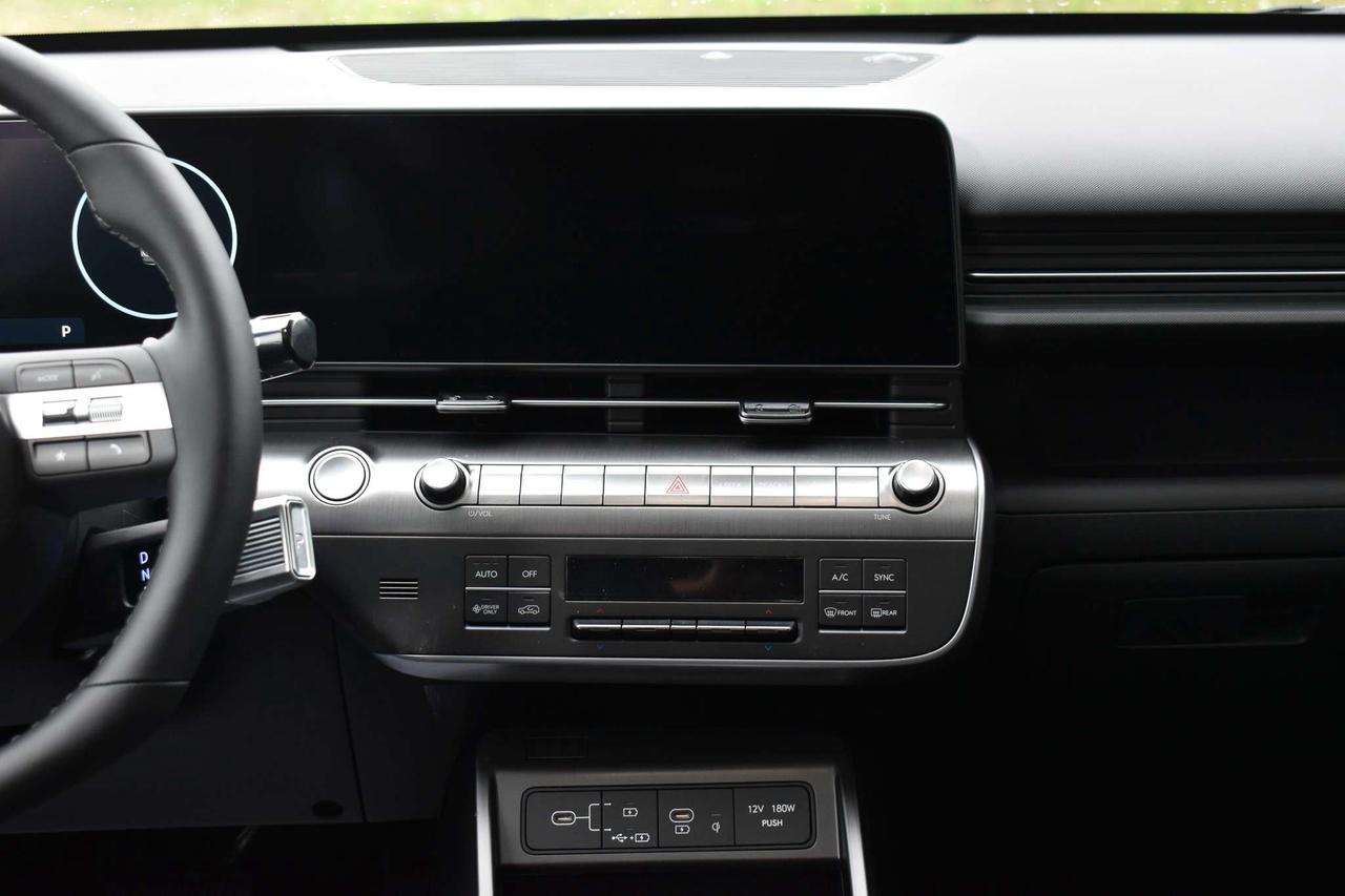 2025 Hyundai KONA Preferred w/Trend Package Photo