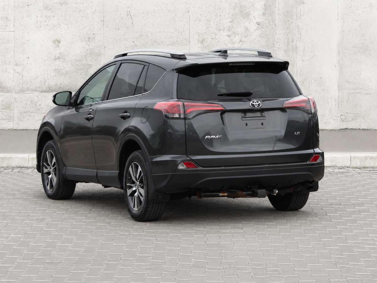 2018 Toyota RAV4 LE  AppleCarPlay ReverseCamera HtdSeats Photo