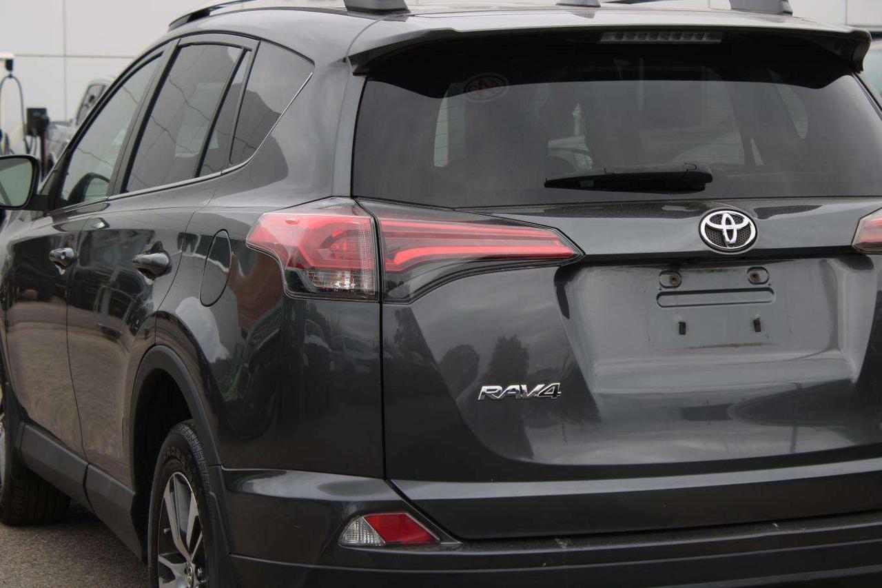 2018 Toyota RAV4 LE  AppleCarPlay ReverseCamera HtdSeats Photo