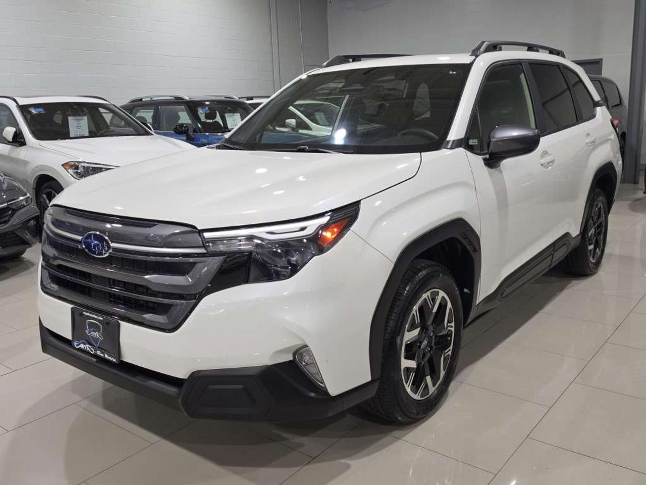 2025 Subaru Forester TOURING W/EYESIGHT TECH AWD NO ACCIDENT ONTARIO VEHICLE LANE DEPARTURE SUNROOF Photo