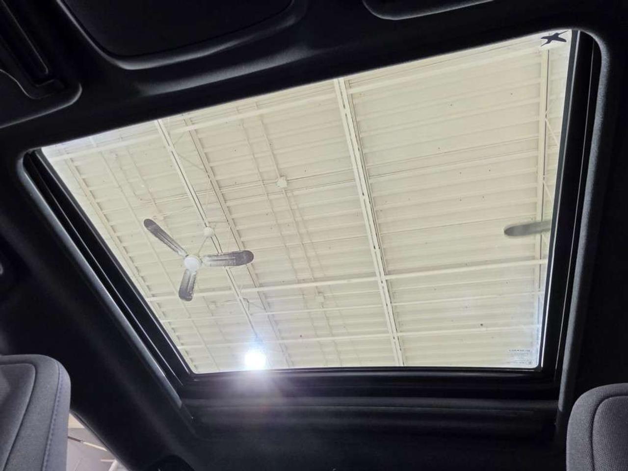 2025 Subaru Forester TOURING W/EYESIGHT TECH AWD NO ACCIDENT ONTARIO VEHICLE LANE DEPARTURE SUNROOF Photo