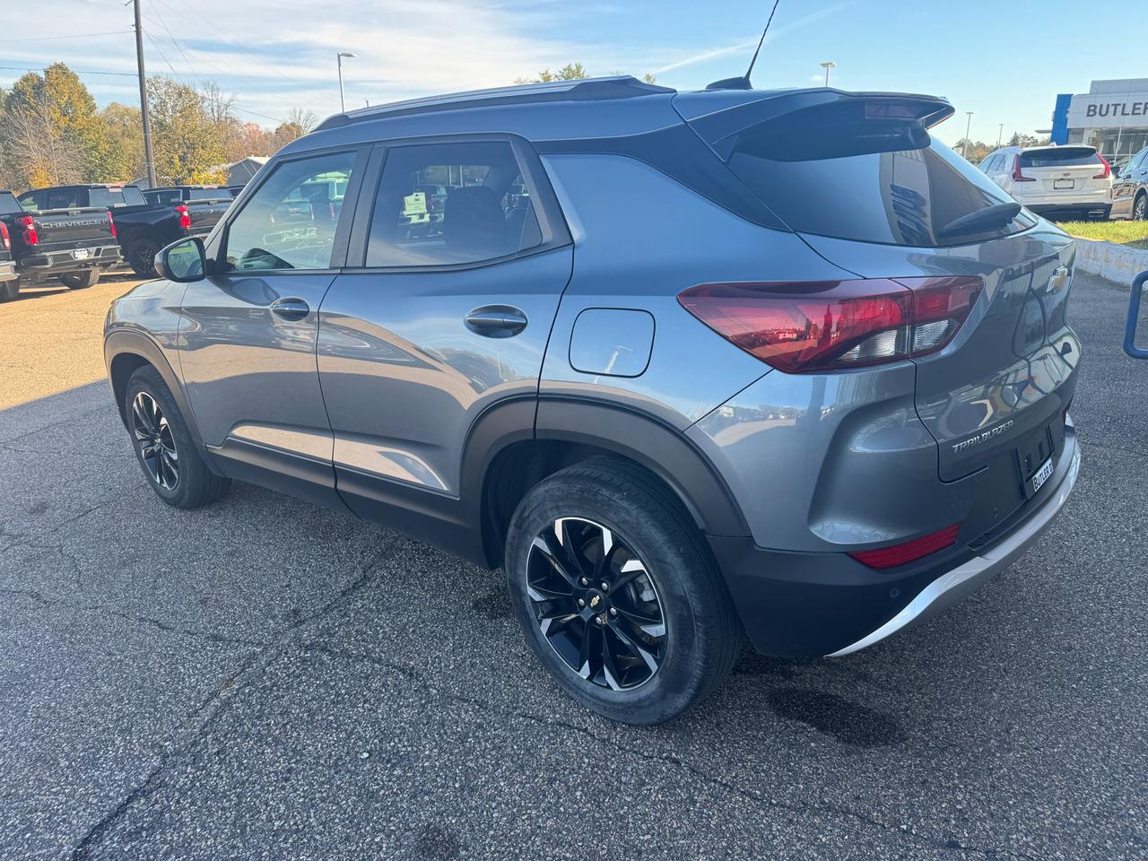 2022 Chevrolet TrailBlazer LT Front-Wheel Drive Photo