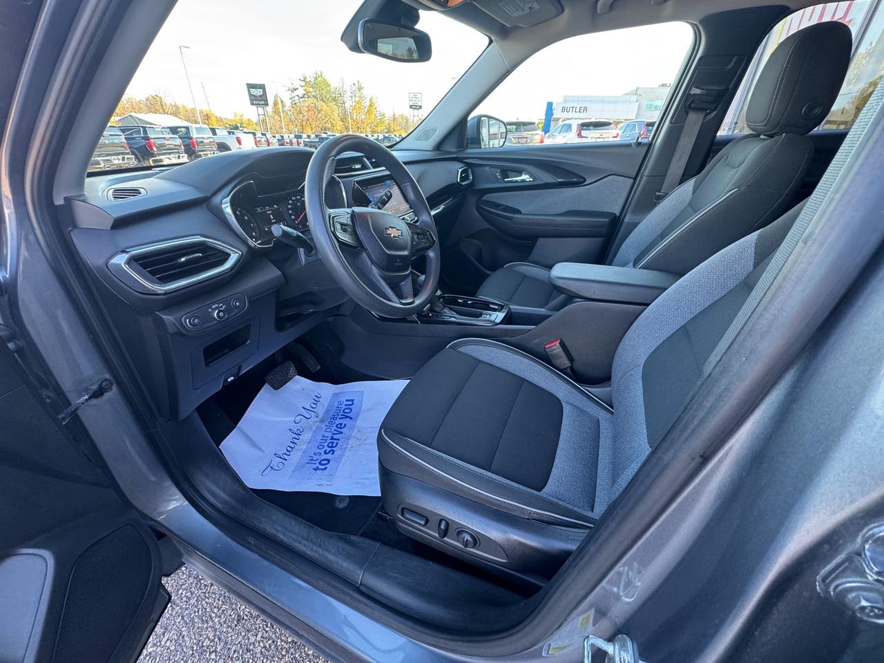 2022 Chevrolet TrailBlazer LT Front-Wheel Drive Photo