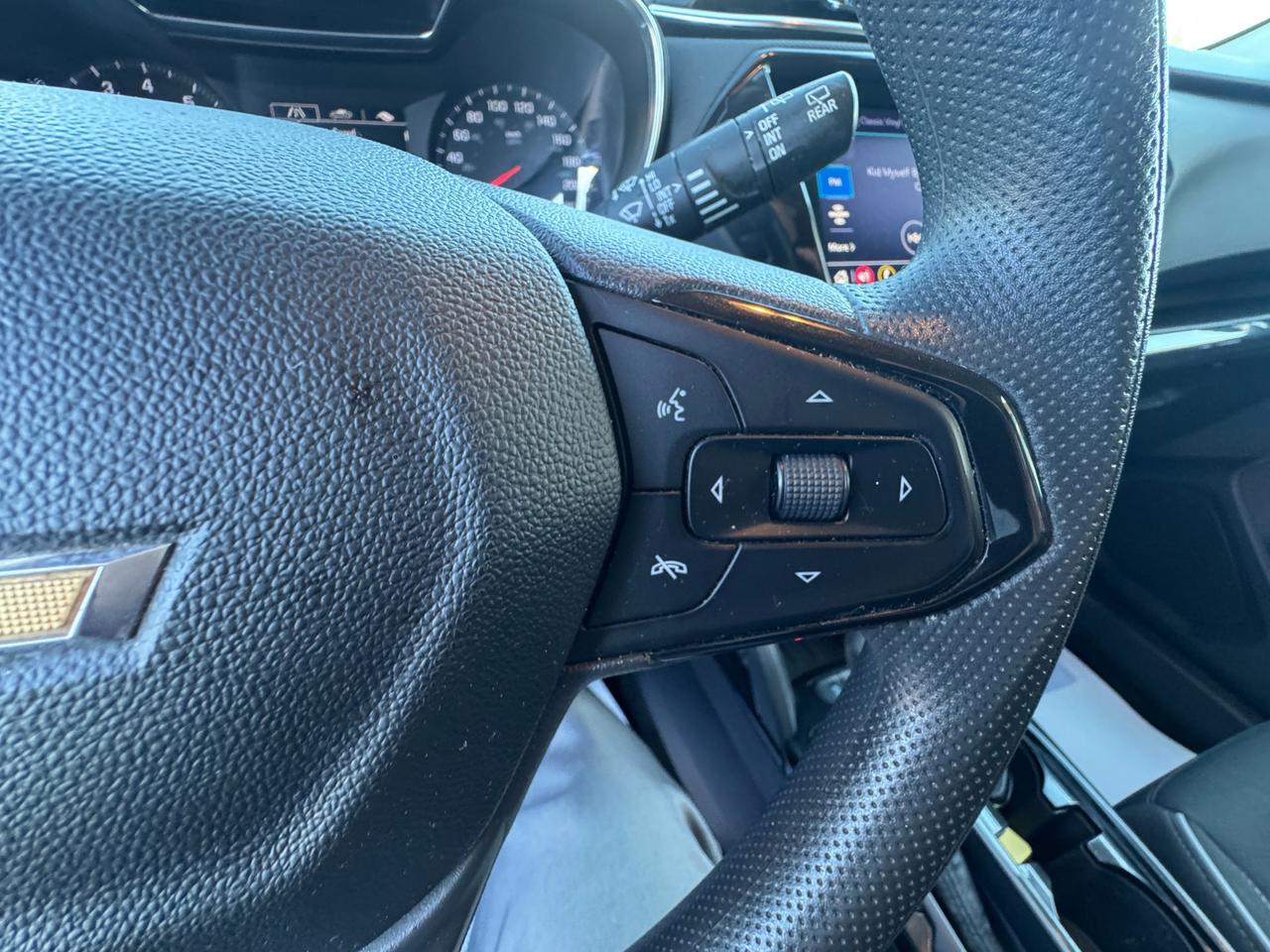 2022 Chevrolet TrailBlazer LT Front-Wheel Drive Photo