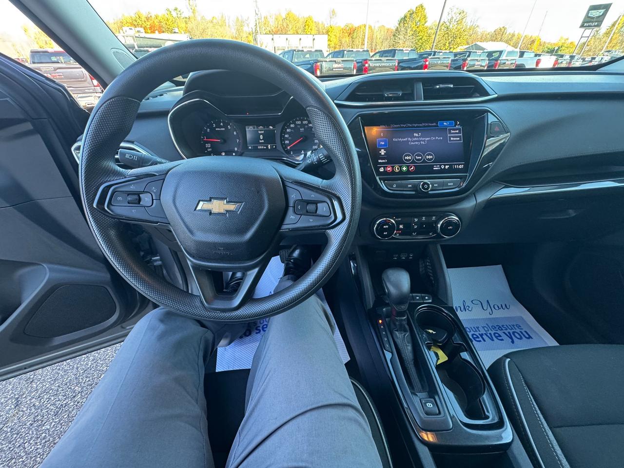2022 Chevrolet TrailBlazer LT Front-Wheel Drive Photo