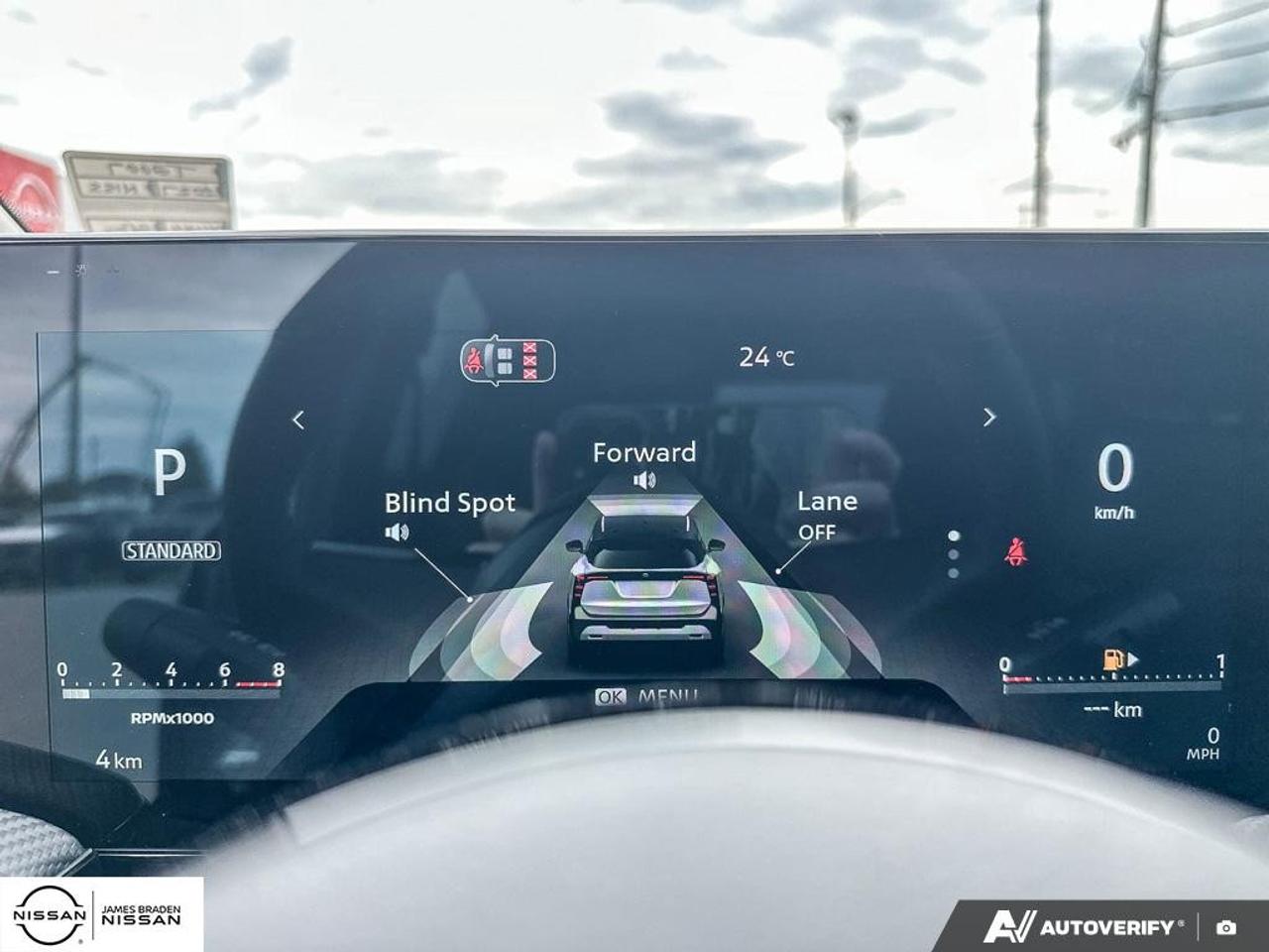 2027 Nissan Kicks SR Premium AWD Photo