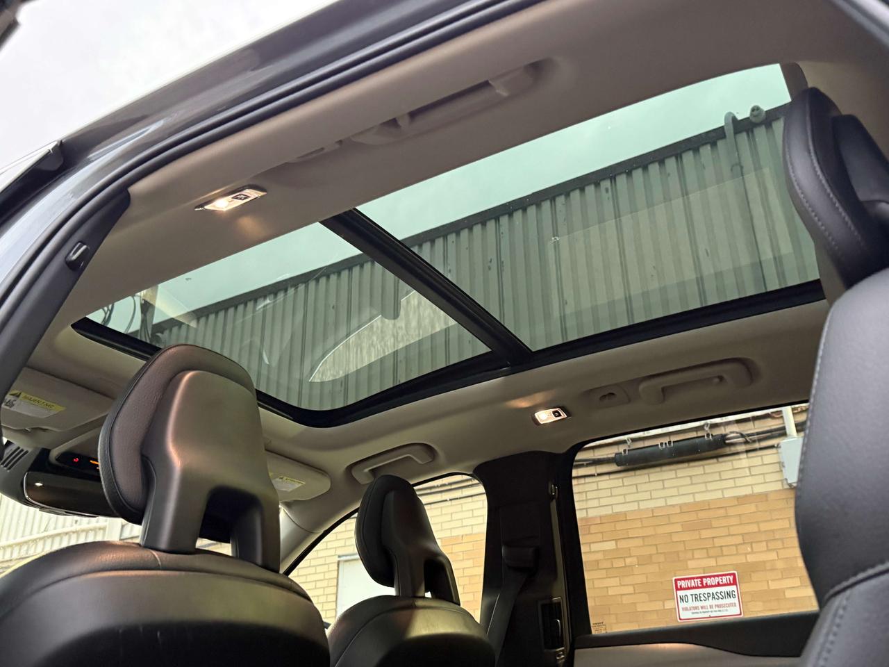 2020 Volvo XC90 Momentum l T6 l AWD l 4Cyl l 7 Passenger l 2.0T l Photo