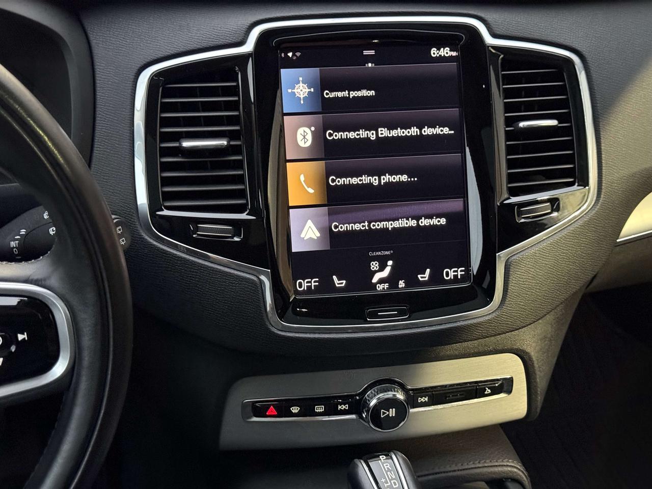 2020 Volvo XC90 Momentum l T6 l AWD l 4Cyl l 7 Passenger l 2.0T l Photo