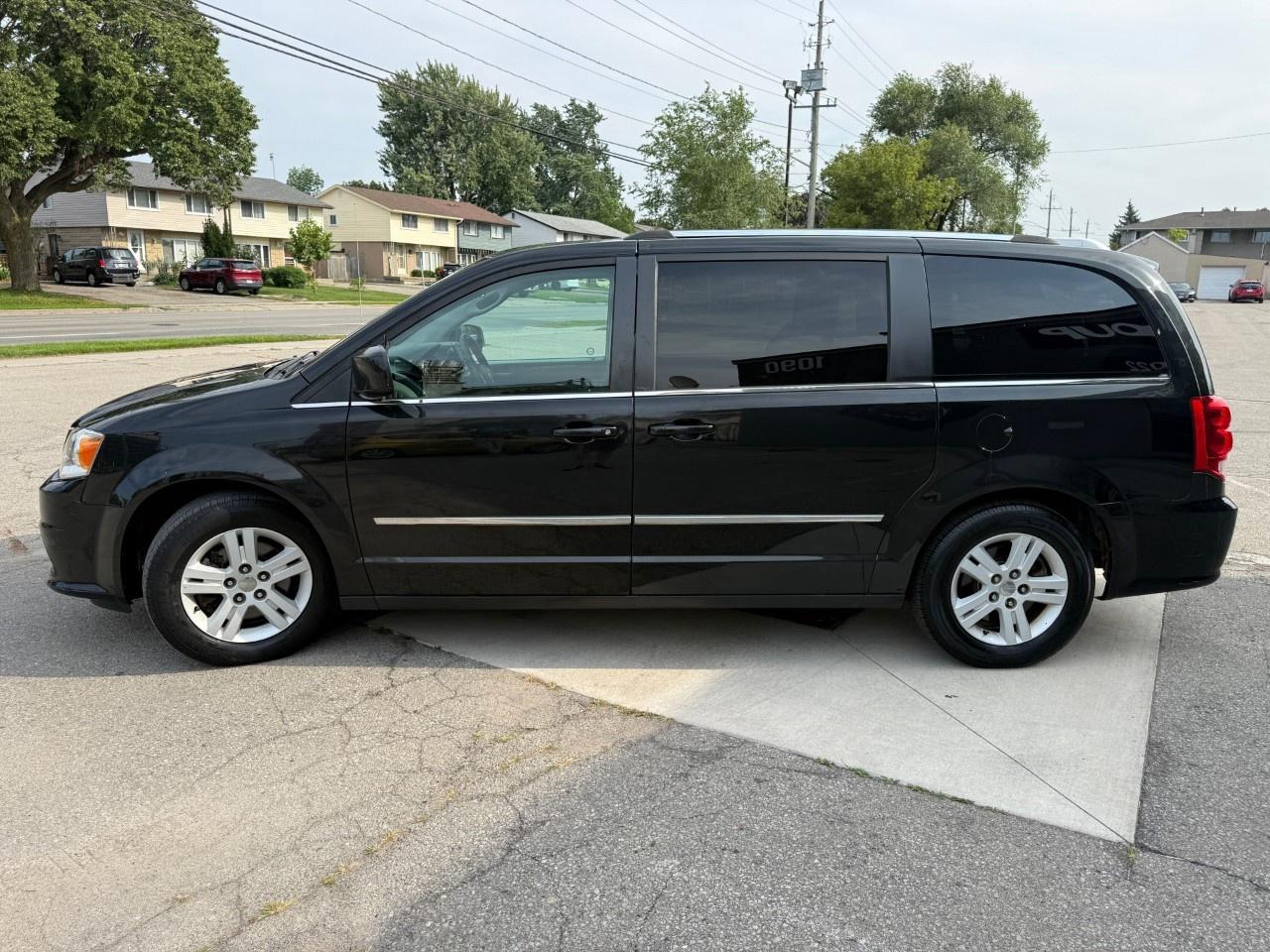 2013 Dodge Grand Caravan 4dr Wgn Crew Photo