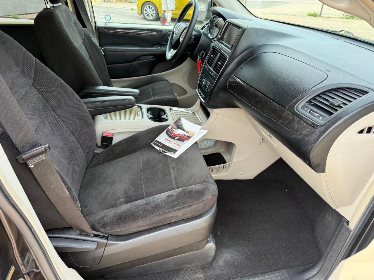 2013 Dodge Grand Caravan 4dr Wgn Crew Photo