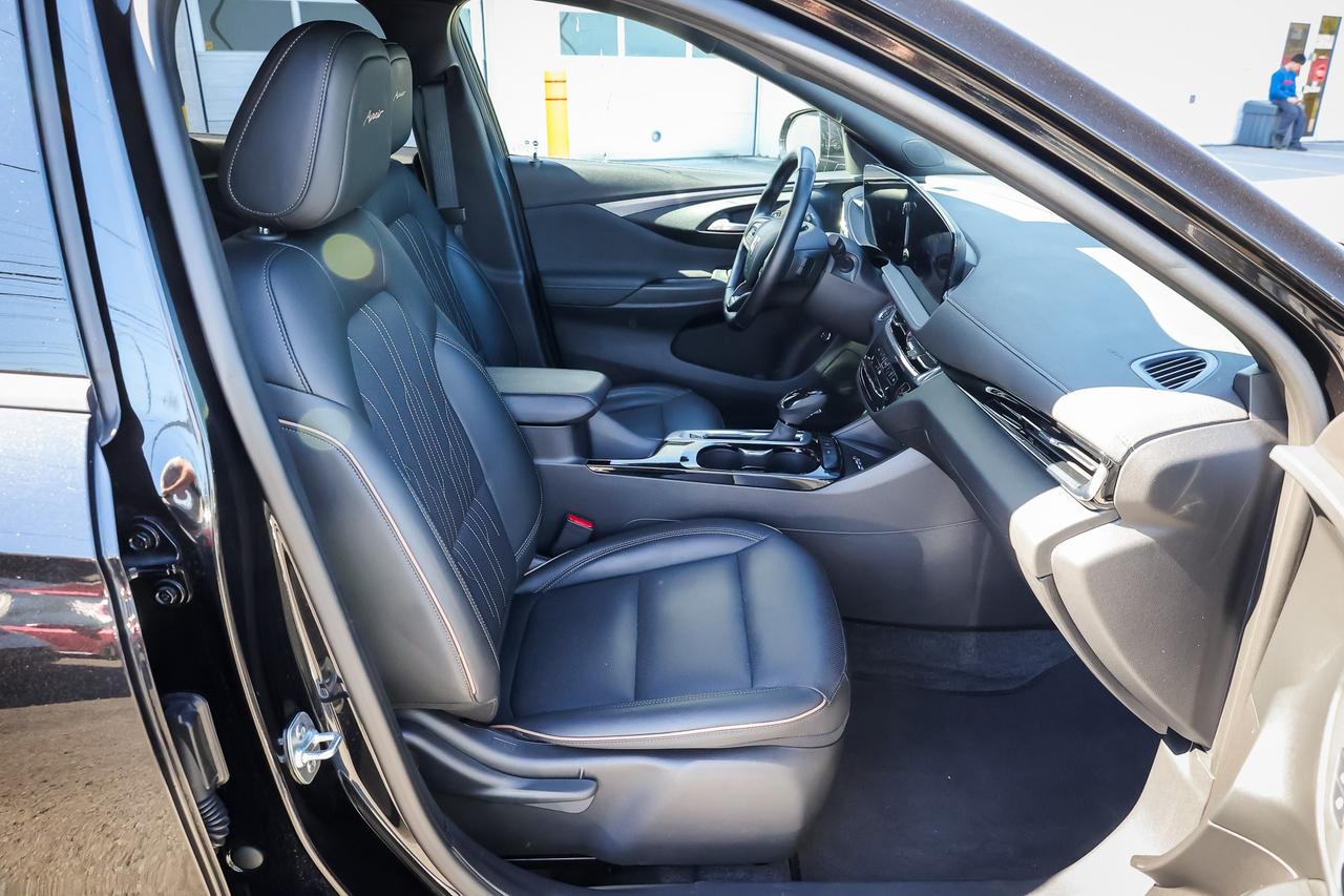 2025 Buick Envista Avenir 4dr Front-Wheel Drive Photo