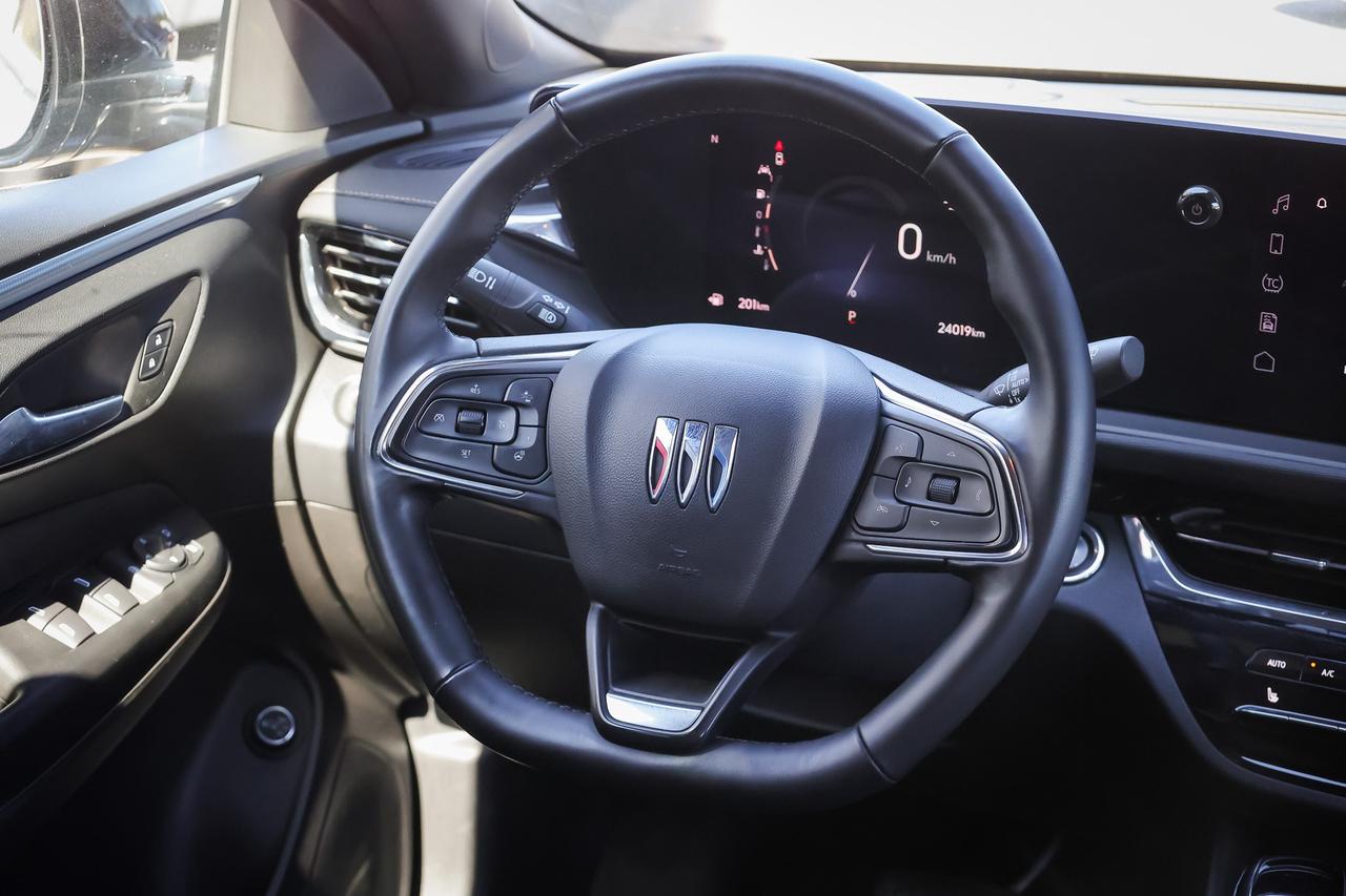 2025 Buick Envista Avenir 4dr Front-Wheel Drive Photo