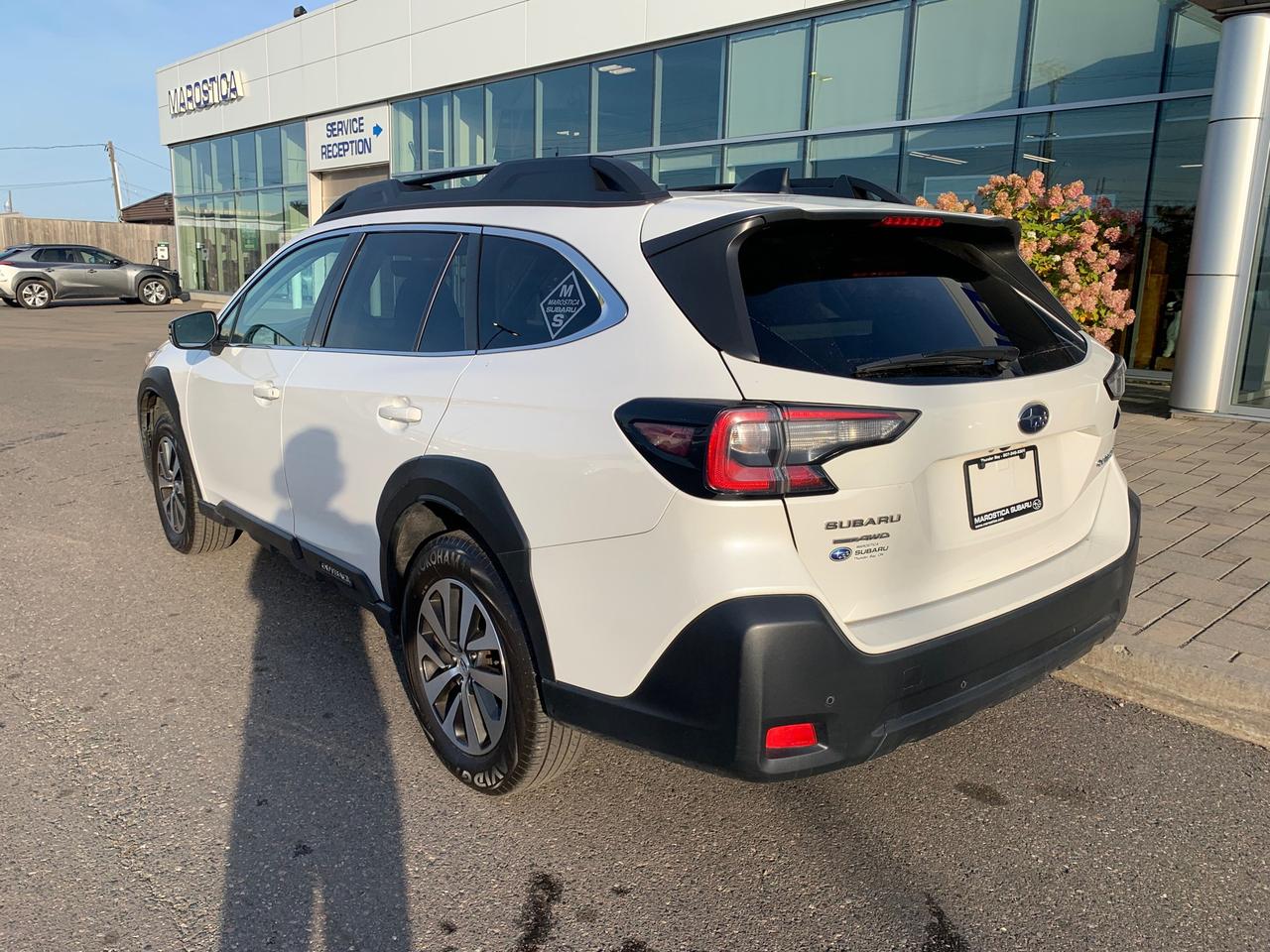 2023 Subaru Outback Touring 4dr All-Wheel Drive Photo