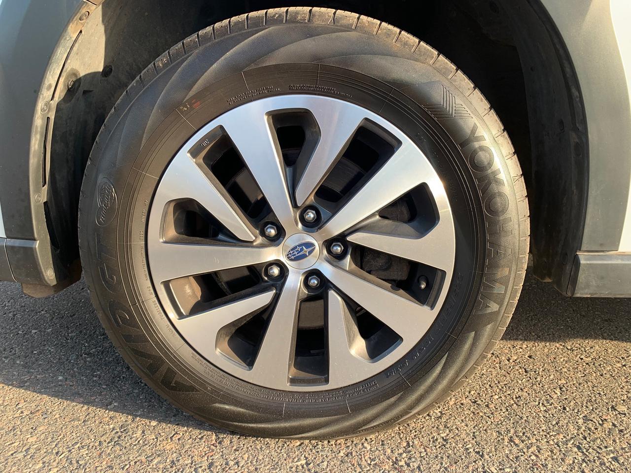 2023 Subaru Outback Touring 4dr All-Wheel Drive Photo