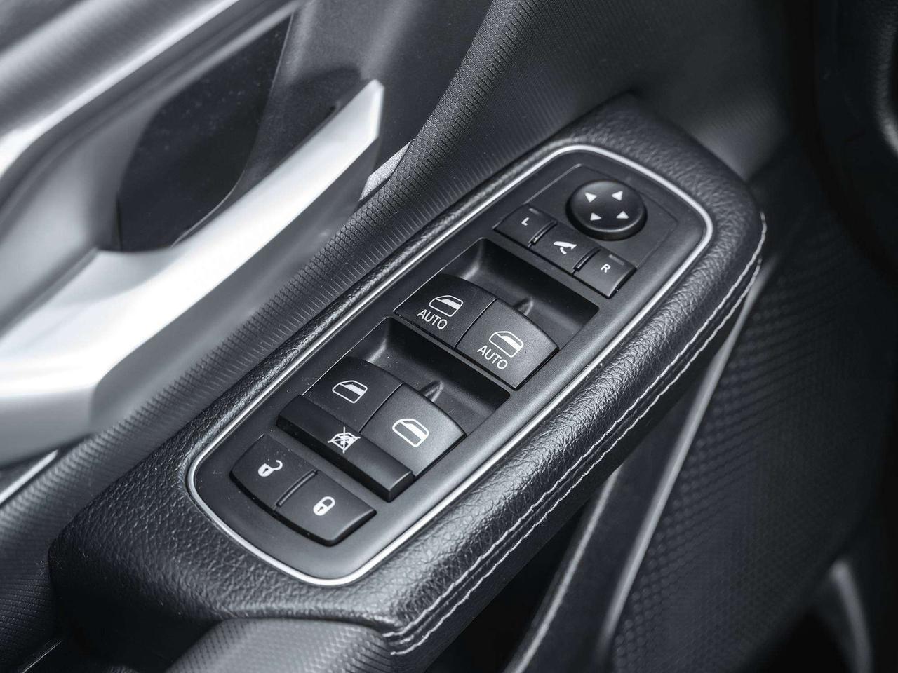 2020 RAM 1500 SPORT Photo