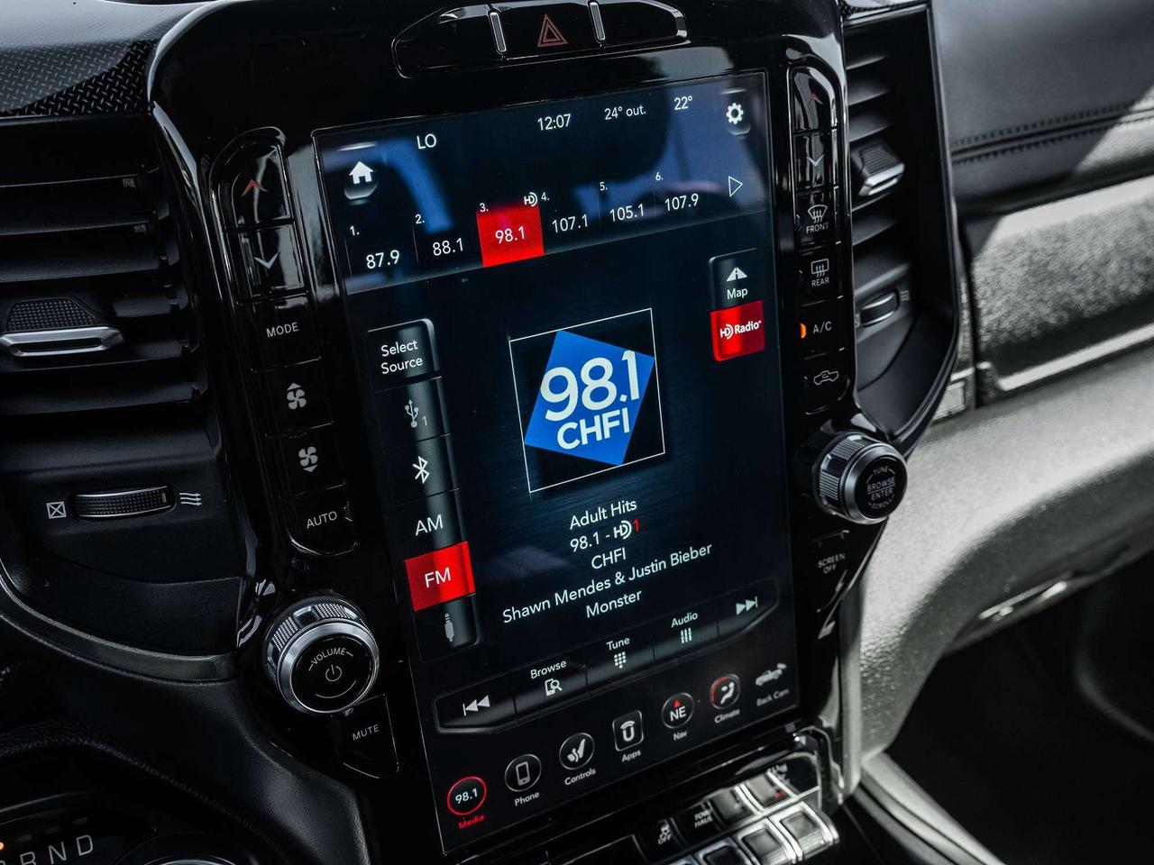 2020 RAM 1500 SPORT Photo