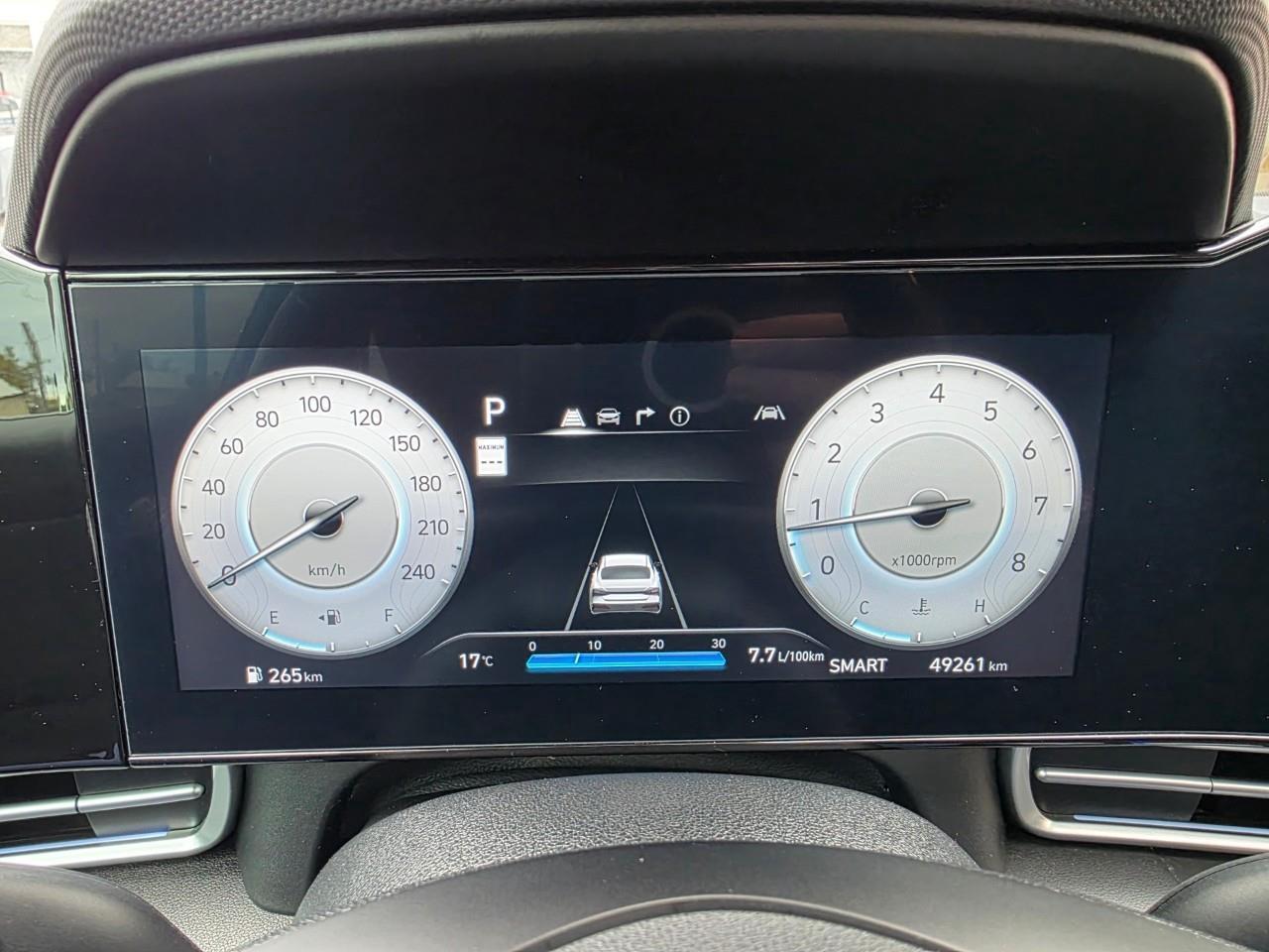 2025 Hyundai Elantra Luxury 4dr Sedan Photo