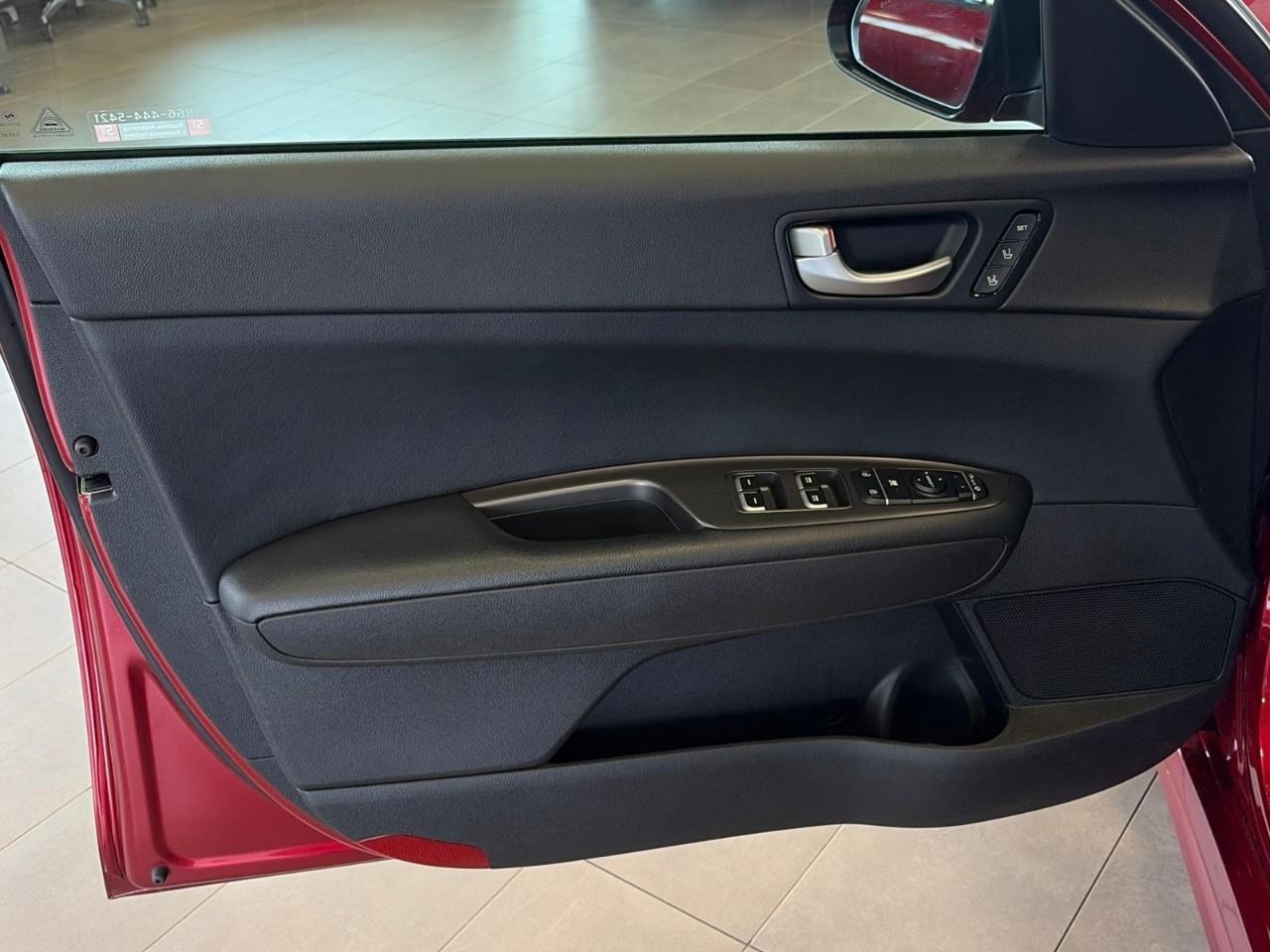 2019 Kia Optima LX 4dr Sedan Photo