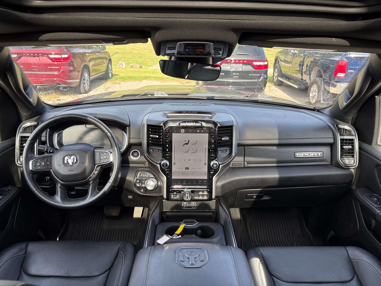 2024 RAM 1500 Sport - htd/vntd seat - tow pkg Photo