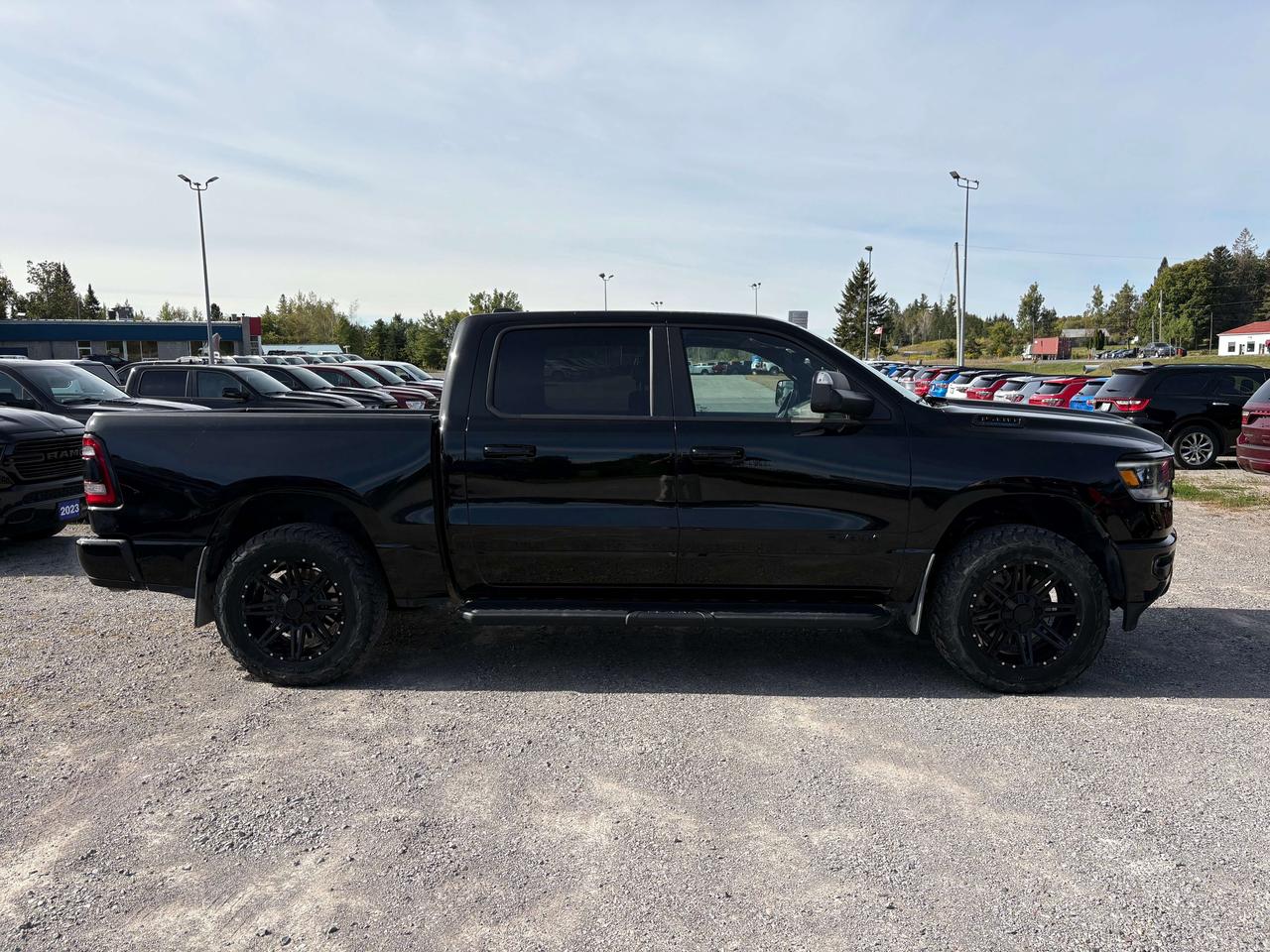 2024 RAM 1500 Sport - htd/vntd seat - tow pkg Photo