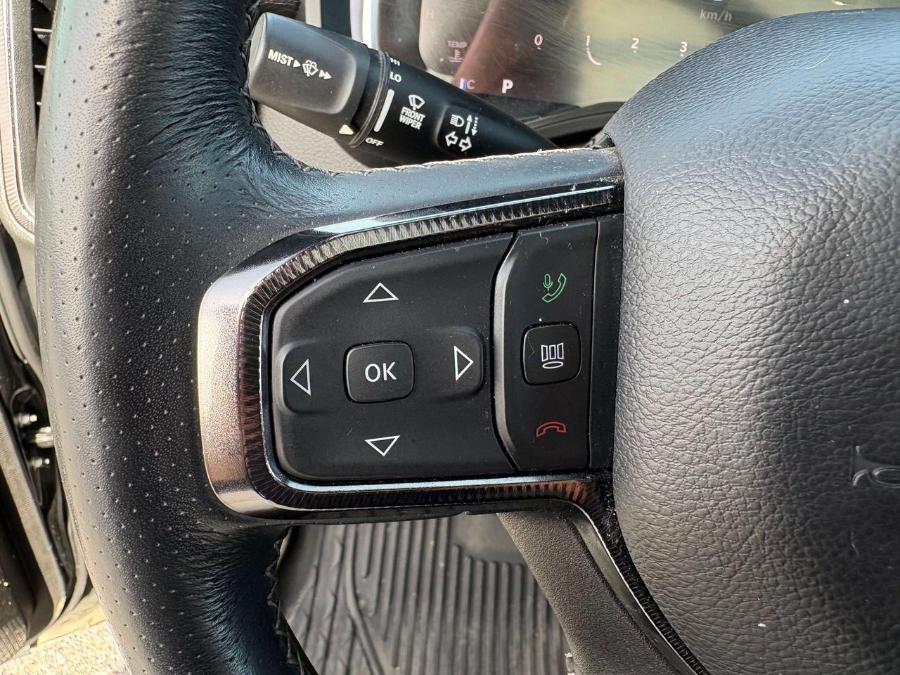 2024 RAM 1500 Sport - htd/vntd seat - tow pkg Photo