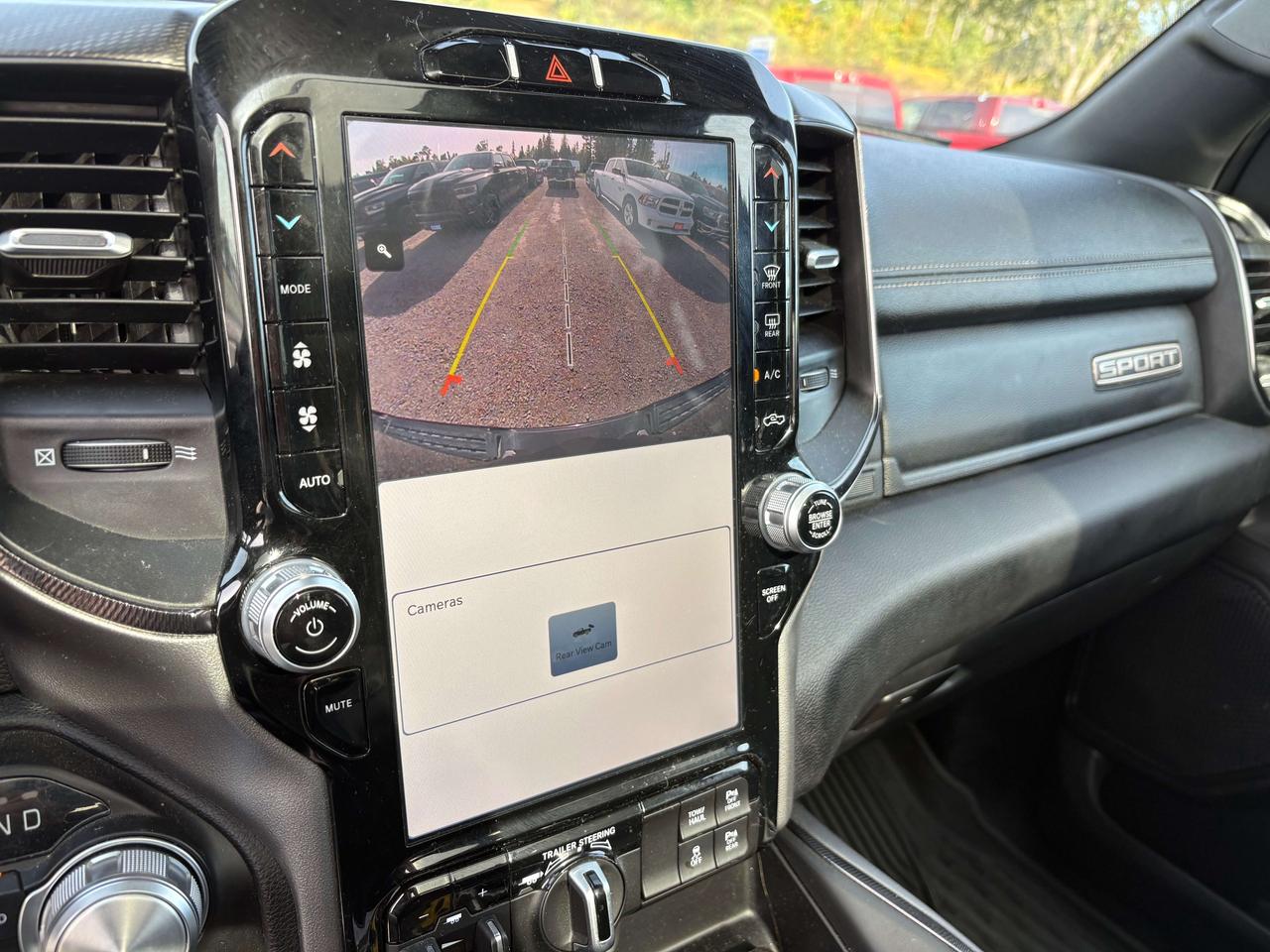2024 RAM 1500 Sport - htd/vntd seat - tow pkg Photo