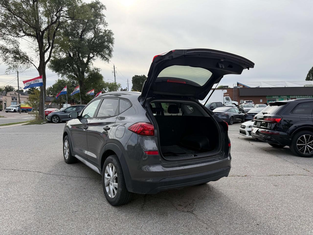 2021 Hyundai Tucson Preferred l Auto l 2.0L l Gas l BSM l LDW l 4Cyl Photo