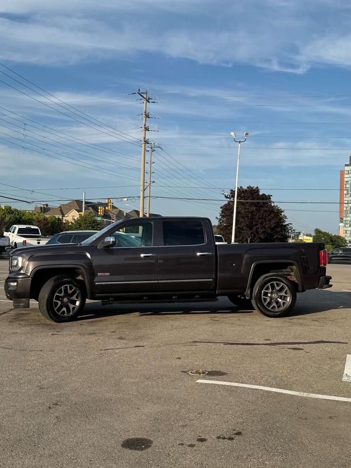 2016 GMC Sierra 1500 4WD Crew Cab 153.0 SLE 6'6 Box Photo