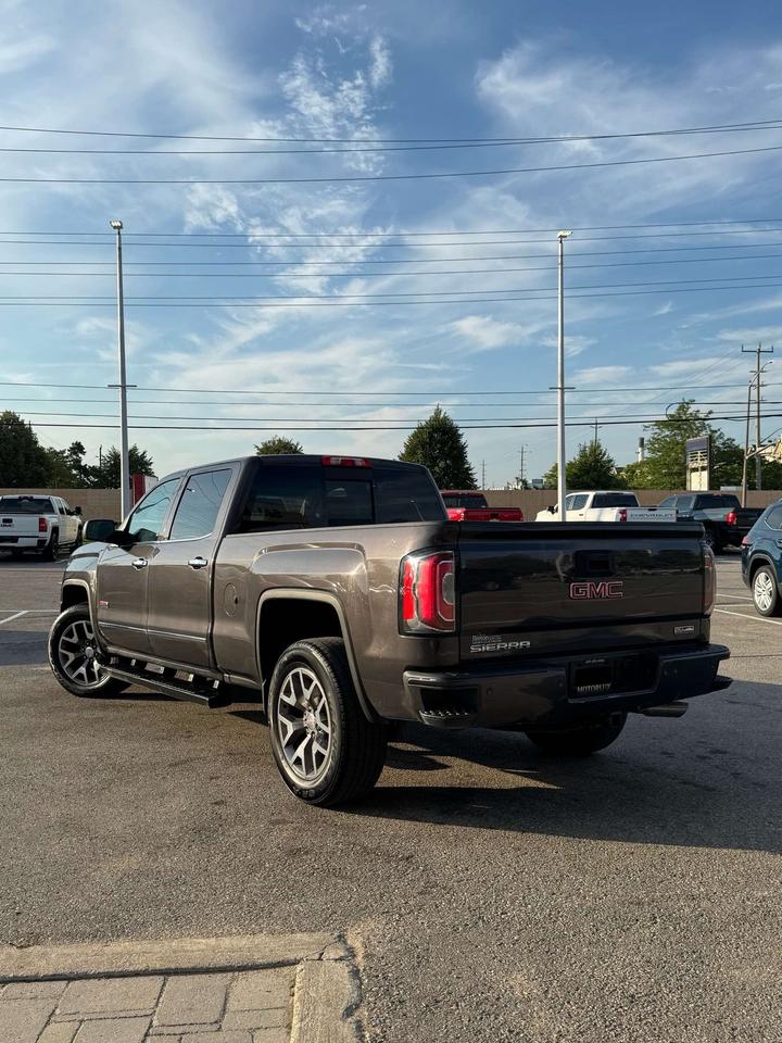 2016 GMC Sierra 1500 4WD Crew Cab 153.0 SLE 6'6 Box Photo