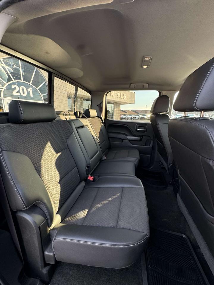 2016 GMC Sierra 1500 4WD Crew Cab 153.0 SLE 6'6 Box Photo