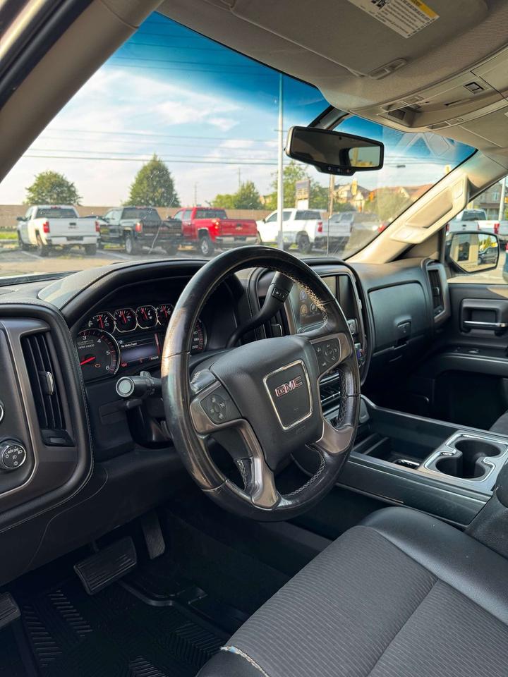 2016 GMC Sierra 1500 4WD Crew Cab 153.0 SLE 6'6 Box Photo