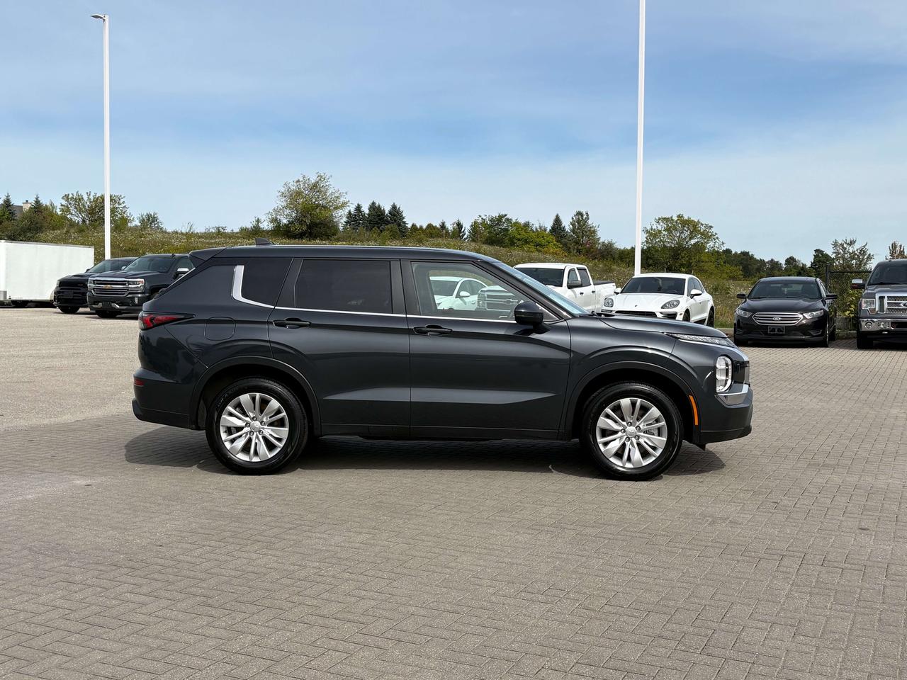 2025 Mitsubishi Outlander ES S-AWC   Heated Seats Apple CarPlay/Android Auto Photo