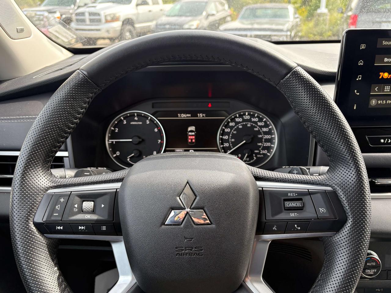 2025 Mitsubishi Outlander ES S-AWC   Heated Seats Apple CarPlay/Android Auto Photo