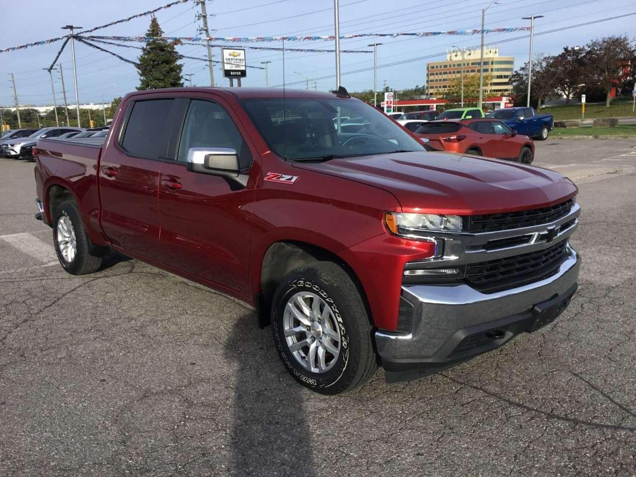 2021 Chevrolet Silverado 1500 Crew Cab Short Box 4-Wheel Drive LT Photo