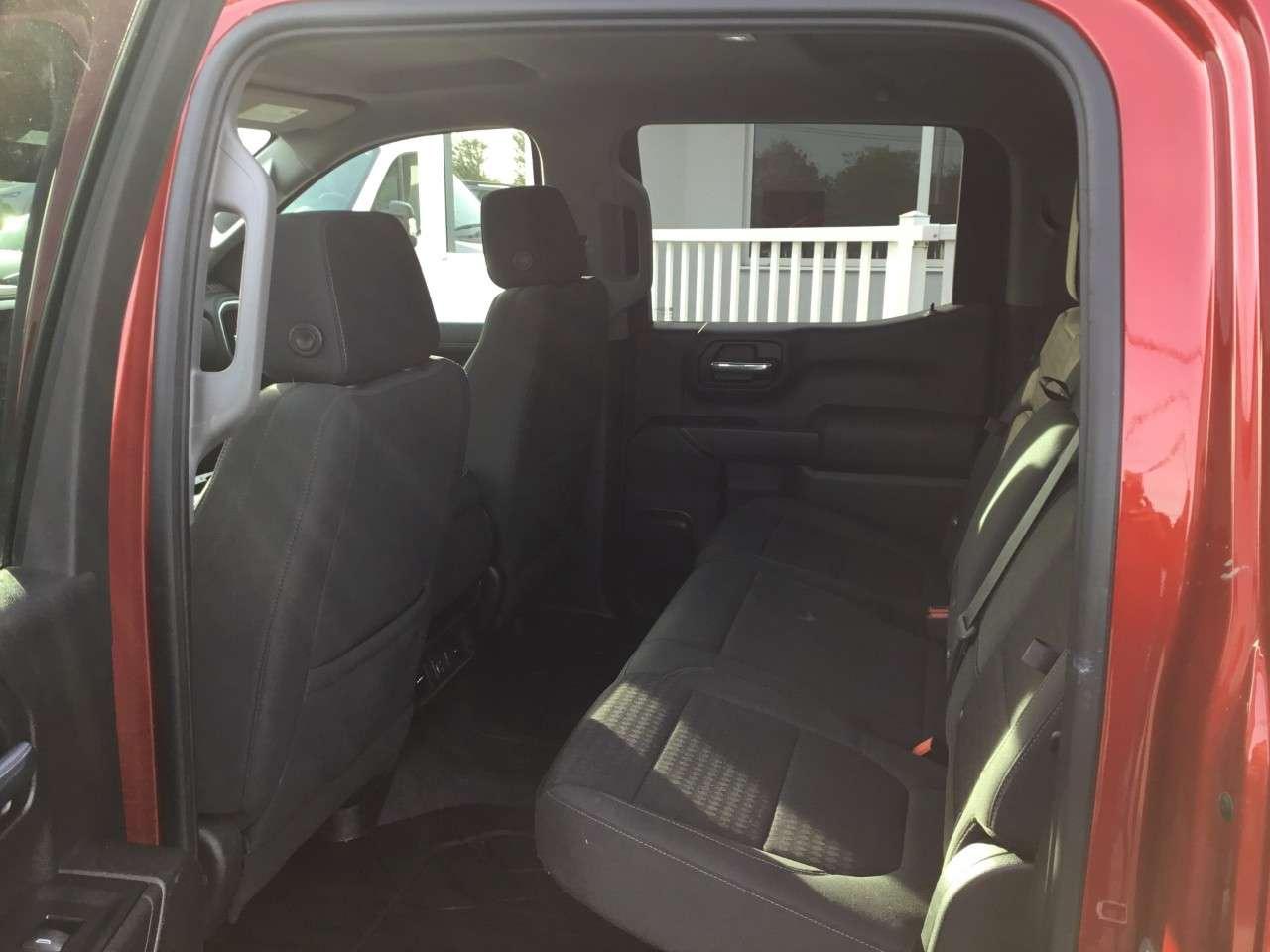 2021 Chevrolet Silverado 1500 Crew Cab Short Box 4-Wheel Drive LT Photo