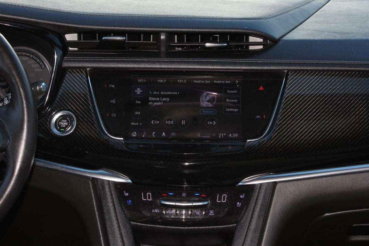 2023 Cadillac XT6 Sport  Gps SiriusXM ParkingSensors Moonroof HtdSea Photo