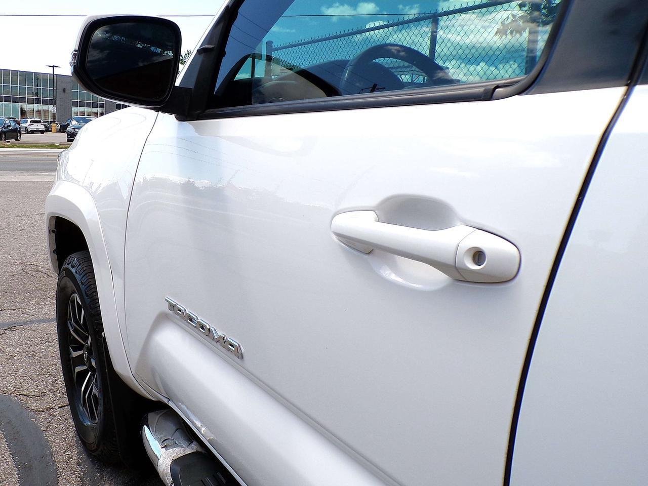 2020 Toyota Tacoma TRD SPORT DOUBLE-CAB 4x4 BSM LKA PCS NAVI CAMERA B.T. Photo